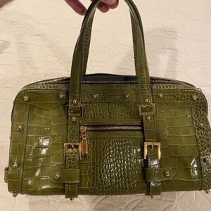 Authentic Vintage Jennifer Scott Olive Embossed Leather With Gold Hardware.